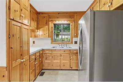 306 Spring Street, King, NC 27021 - Photo 7