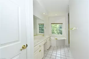 4244 Saddlewood Forest Dr, Winston-Salem, NC 27106 - Photo 13