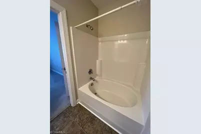 104 Sunset Circle #204, Greensboro, NC 27408 - Photo 19