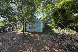607 Creek Ridge Rd, Greensboro, NC 27406 - Photo 7