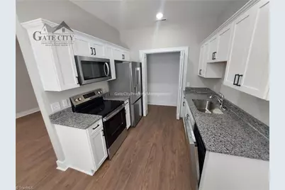 542 Wallburg High Point Road #B, Winston-Salem, NC 27107 - Photo 3
