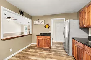 916 Spring Hill Ct, Kernersville, NC 27284 - Photo 7