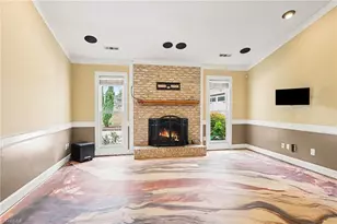916 Spring Hill Ct, Kernersville, NC 27284 - Photo 3