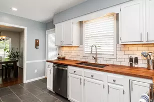 4301 Garden Club St, High Point, NC 27265 - Photo 11