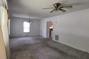 1301 W 5th Ave, Lexington, NC 27295 - Photo 5