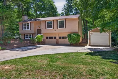 1109 Century Park Avenue, Kernersville, NC 27284 - Photo 3