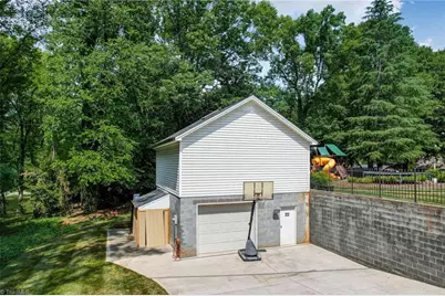 1205 Huntsdale Road, Reidsville, NC 27320 - Photo 47