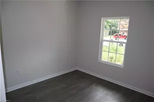 2912 Bainbridge Dr, Winston-Salem, NC 27105 - Photo 7