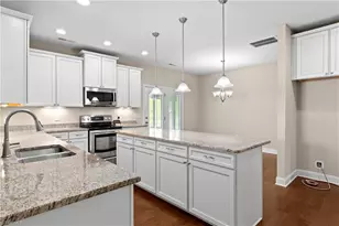 3694 Vestavia Dr, Kernersville, NC 27284 - Photo 9