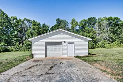 995 Farmer Road, Denton, NC 27239 - Photo 29