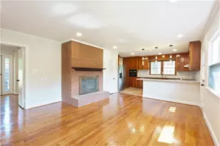 215 Raeford Ave, Lexington, NC 27292 - Photo 11
