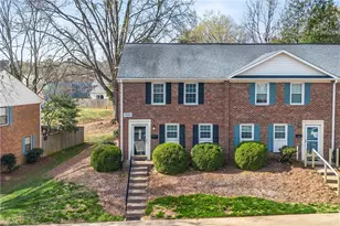 3229 Regents Park Ln, Greensboro, NC 27455 - Photo 5