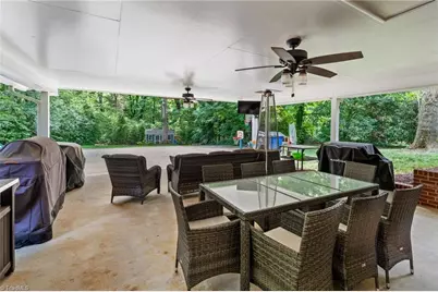 1103 Peace Haven Road, Winston-Salem, NC 27104 - Photo 37
