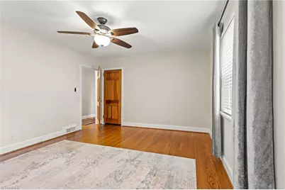 1103 Peace Haven Road, Winston-Salem, NC 27104 - Photo 23