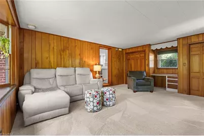 1103 Peace Haven Road, Winston-Salem, NC 27104 - Photo 19