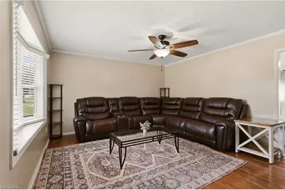 31 Kirk Street, Thomasville, NC 27360 - Photo 3