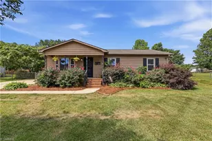 31 Kirk St, Thomasville, NC 27360 - Photo 1