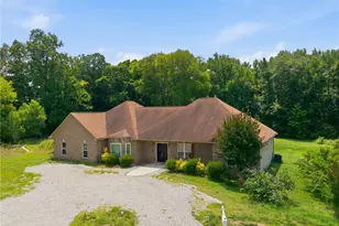 1803 Wilton Gate Dr, Charlotte, NC 28262 - Photo 1