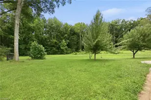 1803 Wilton Gate Dr, Charlotte, NC 28262 - Photo 27