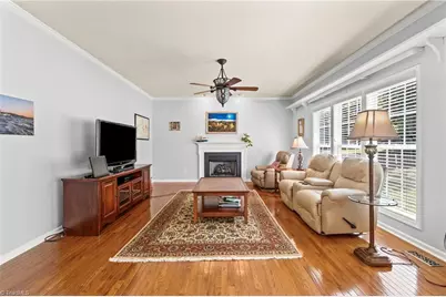 4354 Clovelly Drive, Greensboro, NC 27406 - Photo 13