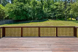 4354 Clovelly Dr, Greensboro, NC 27406 - Photo 35