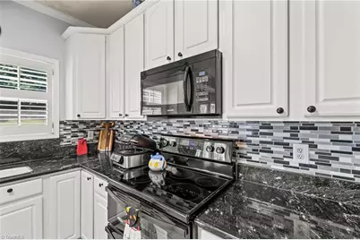 4354 Clovelly Drive, Greensboro, NC 27406 - Photo 9