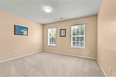 4354 Clovelly Drive, Greensboro, NC 27406 - Photo 31