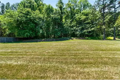 4354 Clovelly Drive, Greensboro, NC 27406 - Photo 37