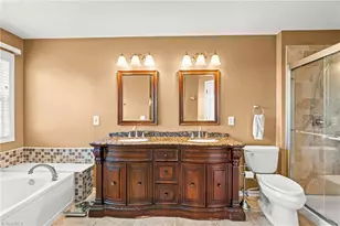 4354 Clovelly Dr, Greensboro, NC 27406 - Photo 27