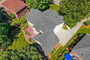 1905 Regents Park Ln, Greensboro, NC 27455 - Photo 47