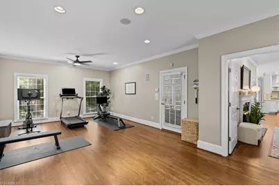 1905 Regents Park Lane, Greensboro, NC 27455 - Photo 25