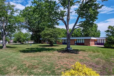 200 Lawsonville Avenue, Reidsville, NC 27320 - Photo 3