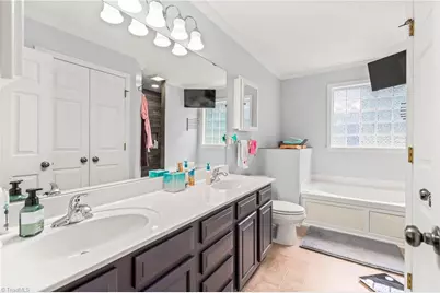 4430 Tipperary Place, Winston-Salem, NC 27104 - Photo 19