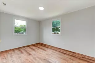411 Overlook St, Greensboro, NC 27403 - Photo 13