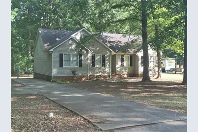 630 Logan Lane, Liberty, NC 27298 - Photo 5