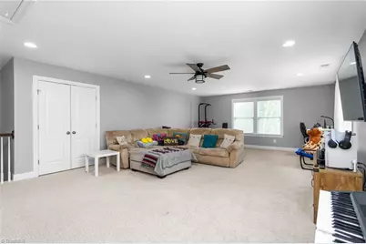 934 Sweet Gum Way, Mebane, NC 27302 - Photo 5
