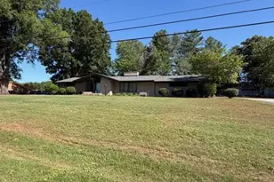 2512 Sunnycrest Dr, Reidsville, NC 27320 - Photo 3