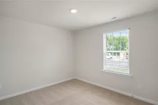 302 Balsam Fir Ct, Thomasville, NC 27360 - Photo 5