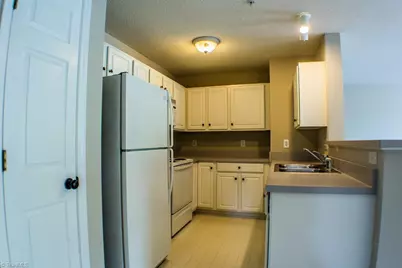 624 Ivy Glen Drive, Winston-Salem, NC 27127 - Photo 5