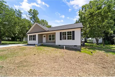 408 E Main Street, Yadkinville, NC 27055 - Photo 3