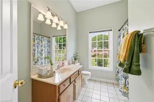 900 Heatherstone Dr, Winston-Salem, NC 27104 - Photo 15