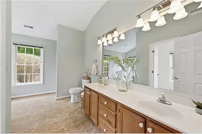 900 Heatherstone Drive, Winston-Salem, NC 27104 - Photo 17