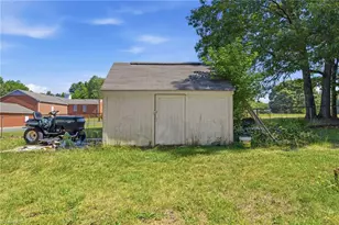 4015 Lexwin Ave, Winston-Salem, NC 27107 - Photo 27