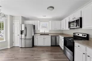 1120 Kinnan Dr, Burlington, NC 27217 - Photo 5