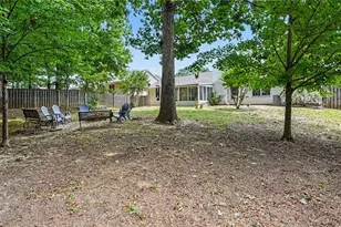 5520 Cornerstaff Dr, Greensboro, NC 27407 - Photo 25