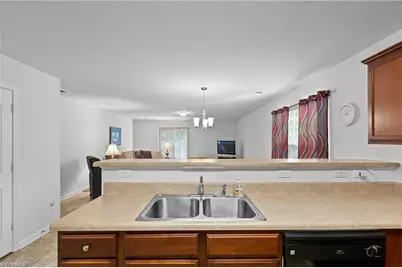 5059 Mount Hope Drive, Winston-Salem, NC 27107 - Photo 9