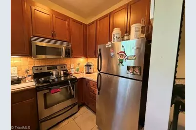 817 N Elm Street #C, Greensboro, NC 27401 - Photo 15