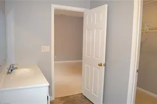 1303 Vine St, Greensboro, NC 27405 - Photo 21