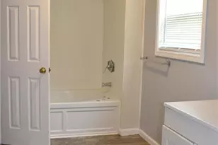 1303 Vine St, Greensboro, NC 27405 - Photo 19
