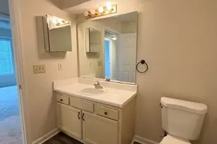7129 Friendly Ave, Greensboro, NC 27410 - Photo 11